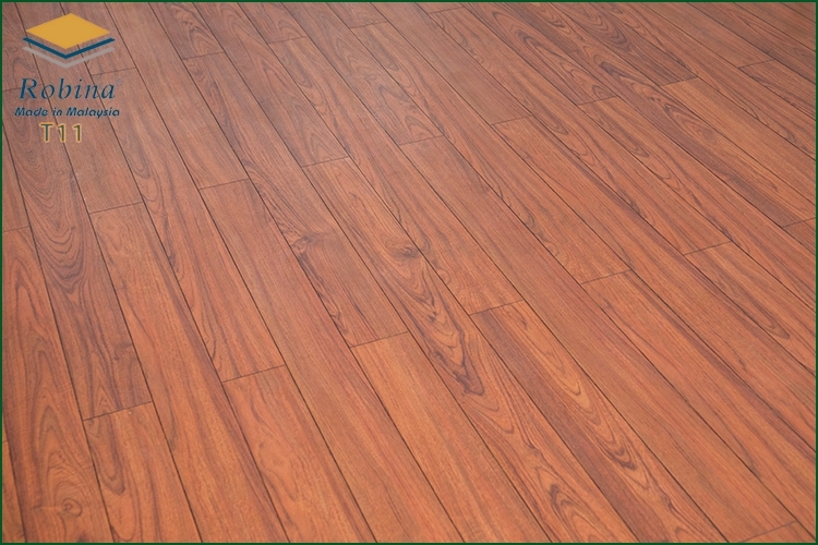 Sàn gỗ Robina 12mm bản nhỏ T11